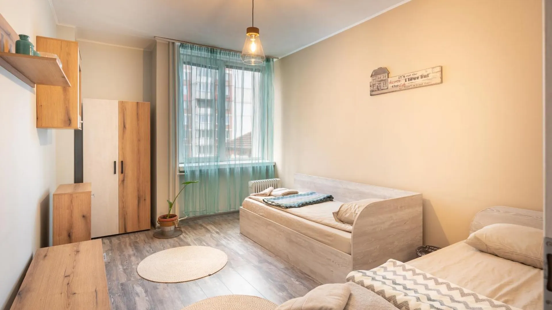 Megan Apartment Sofia Mall Center ブルガリア